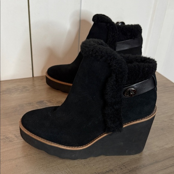 Coach | Kingston Black Shearling Leather Wedge Ankle Boots - 7.5 like new - Picture 6 of 9